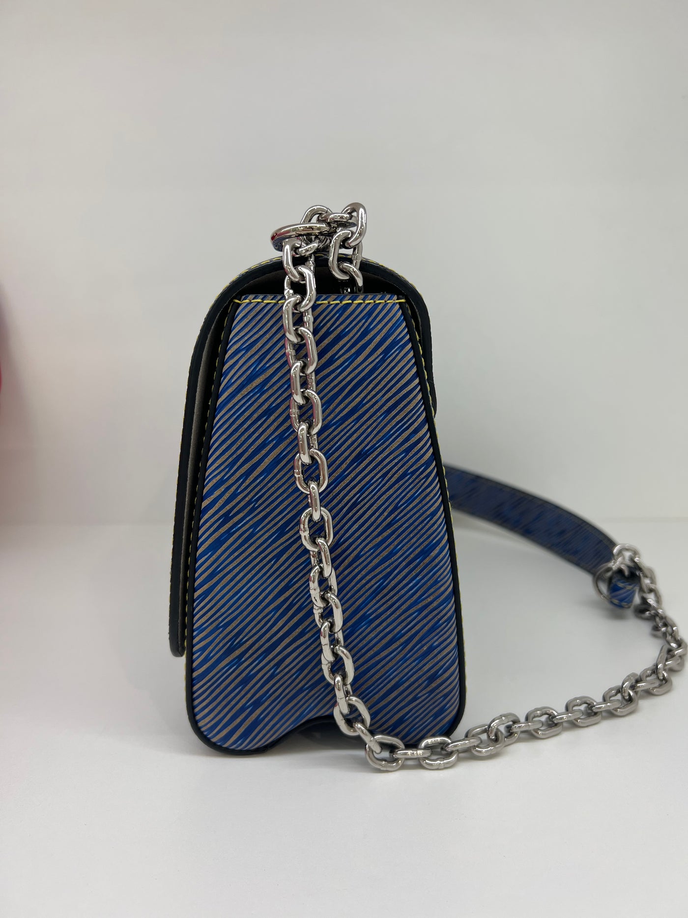 Louis Vuitton Twist MM Blue