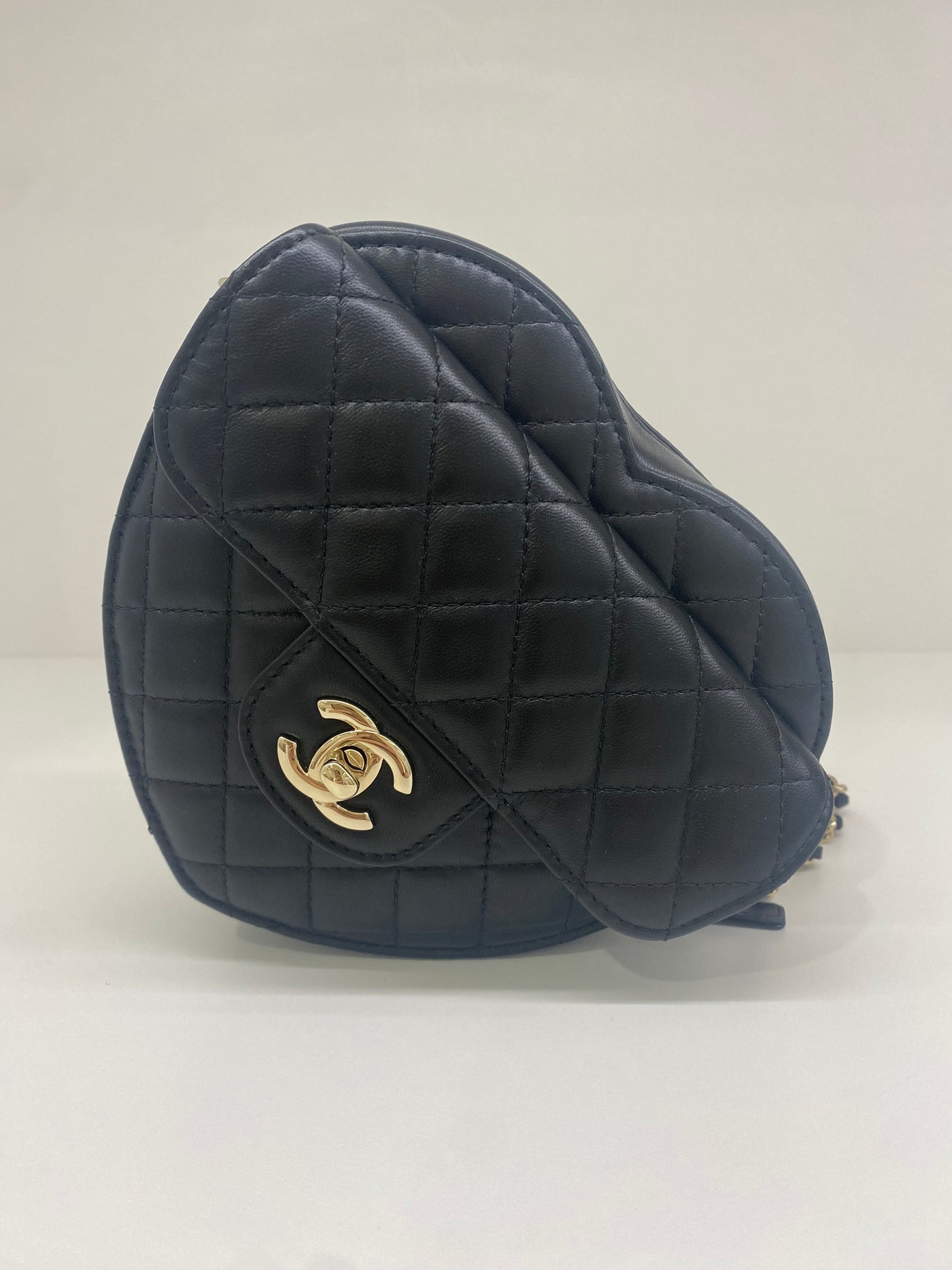 Chanel Heart Bag - Large Black CGHW 2022