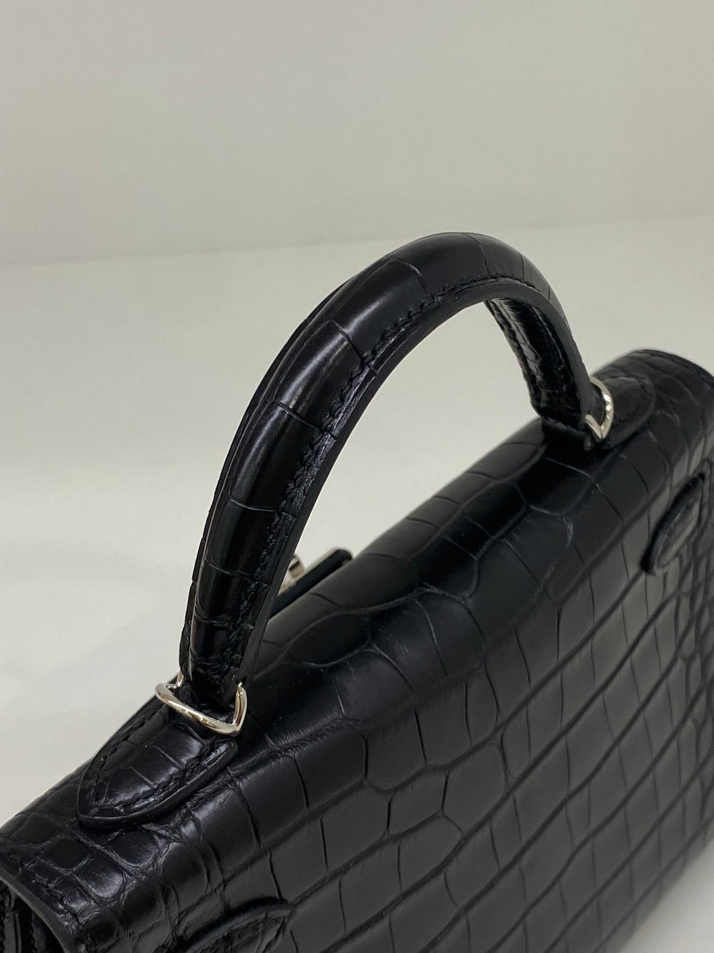 Hermes Mini Kelly Matte Mississippiensis Alligator Noir PHW