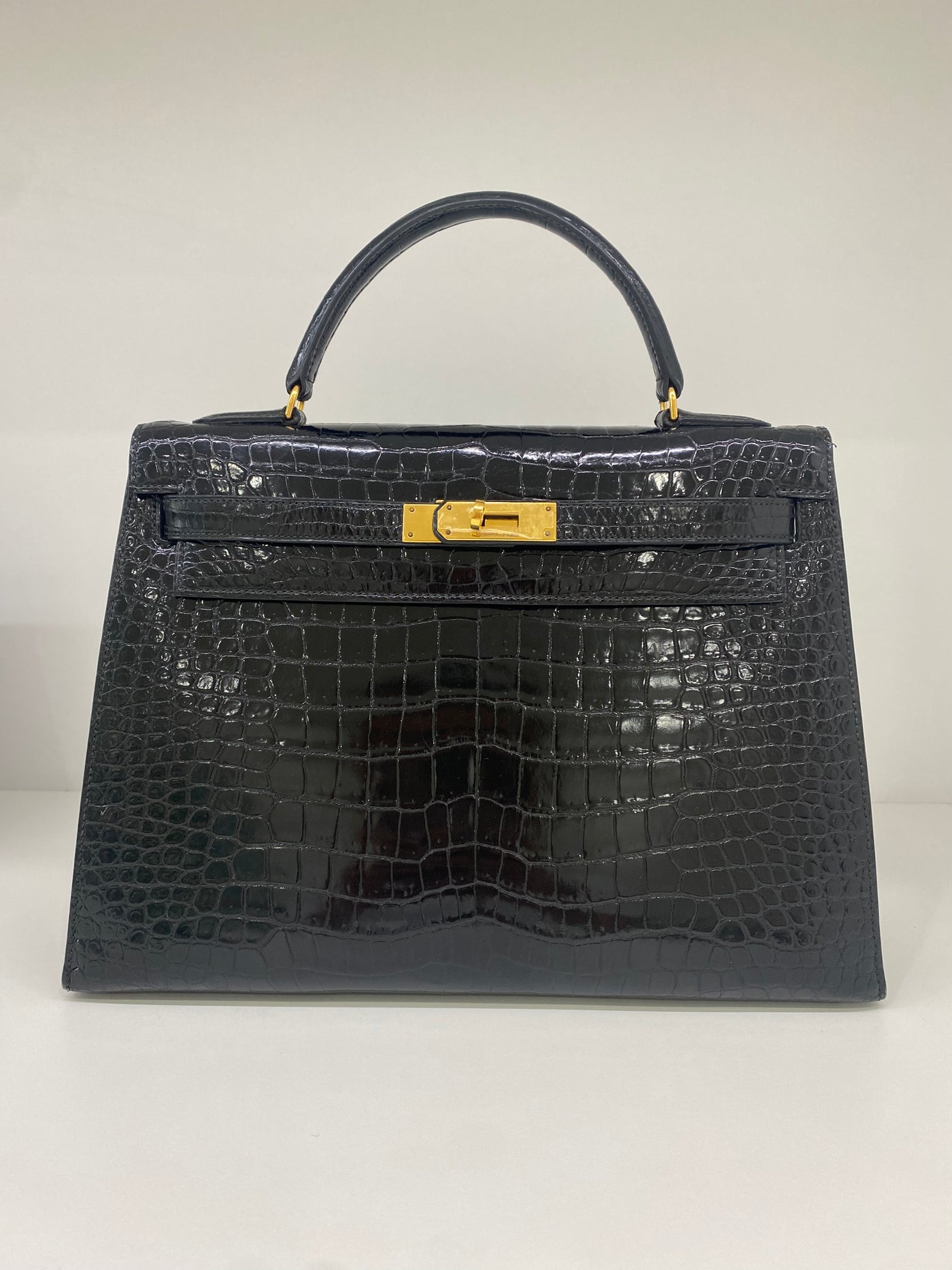 Hermes Kelly 32 Black Alligator GHW (1994)