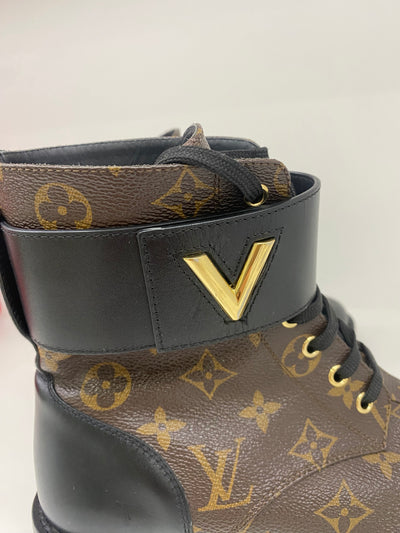 Louis Vuitton Monogram Wonderland Twist Boots size 39
