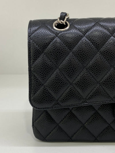 Chanel Classic Flap Medium Black Caviar SHW