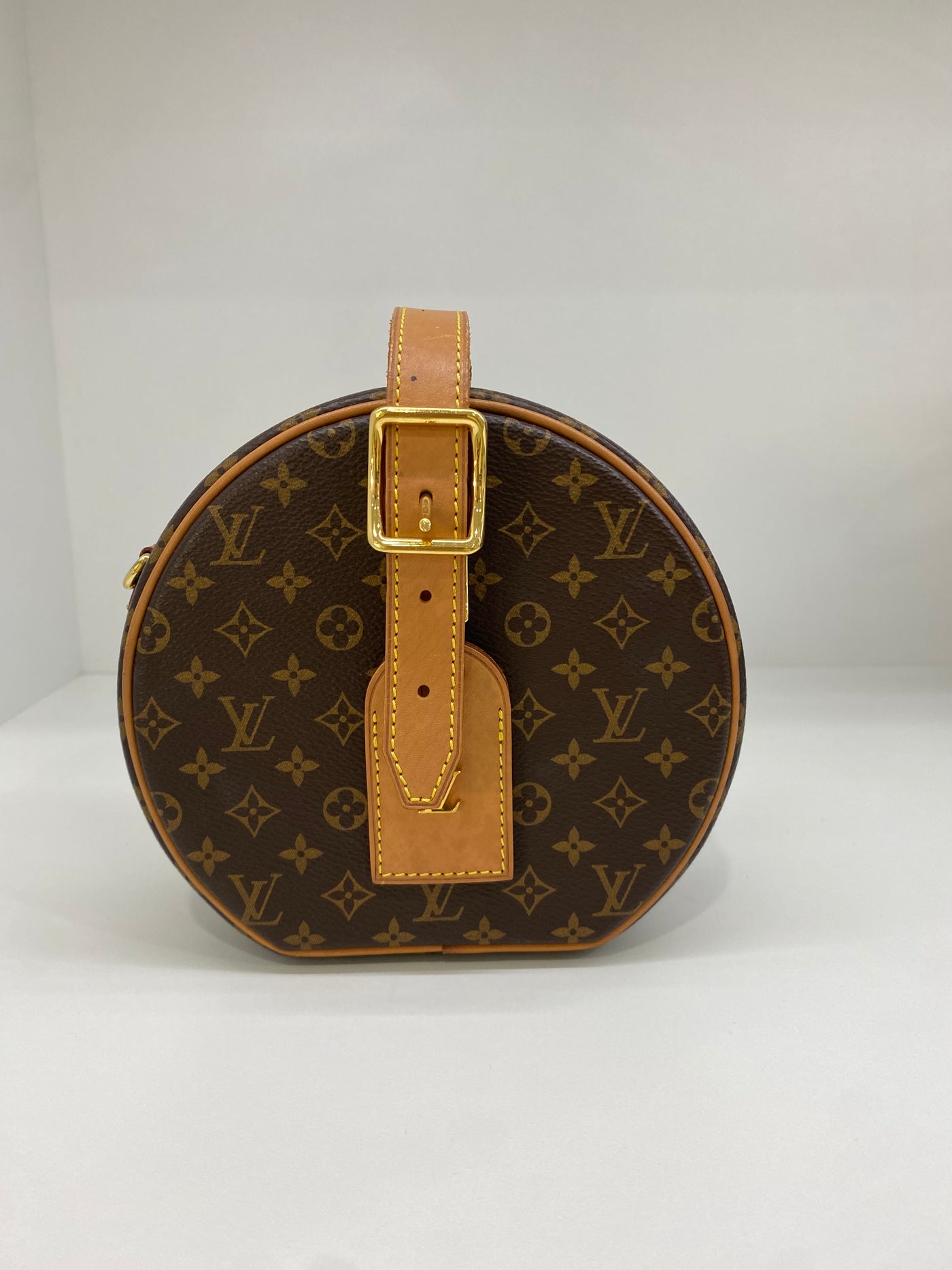 Louis Vuitton Petite Boite Chapeau