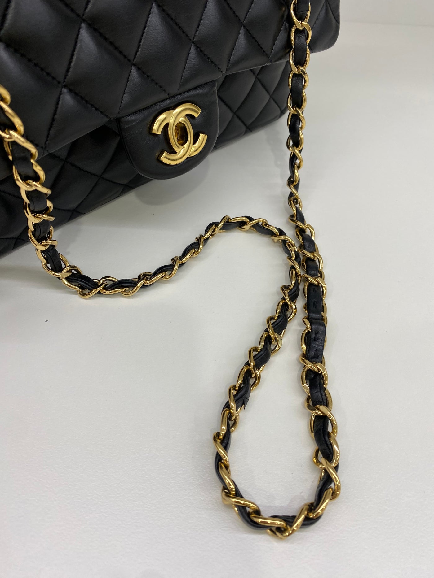 Chanel Classic Flap - Medium Black Lambskin GHW