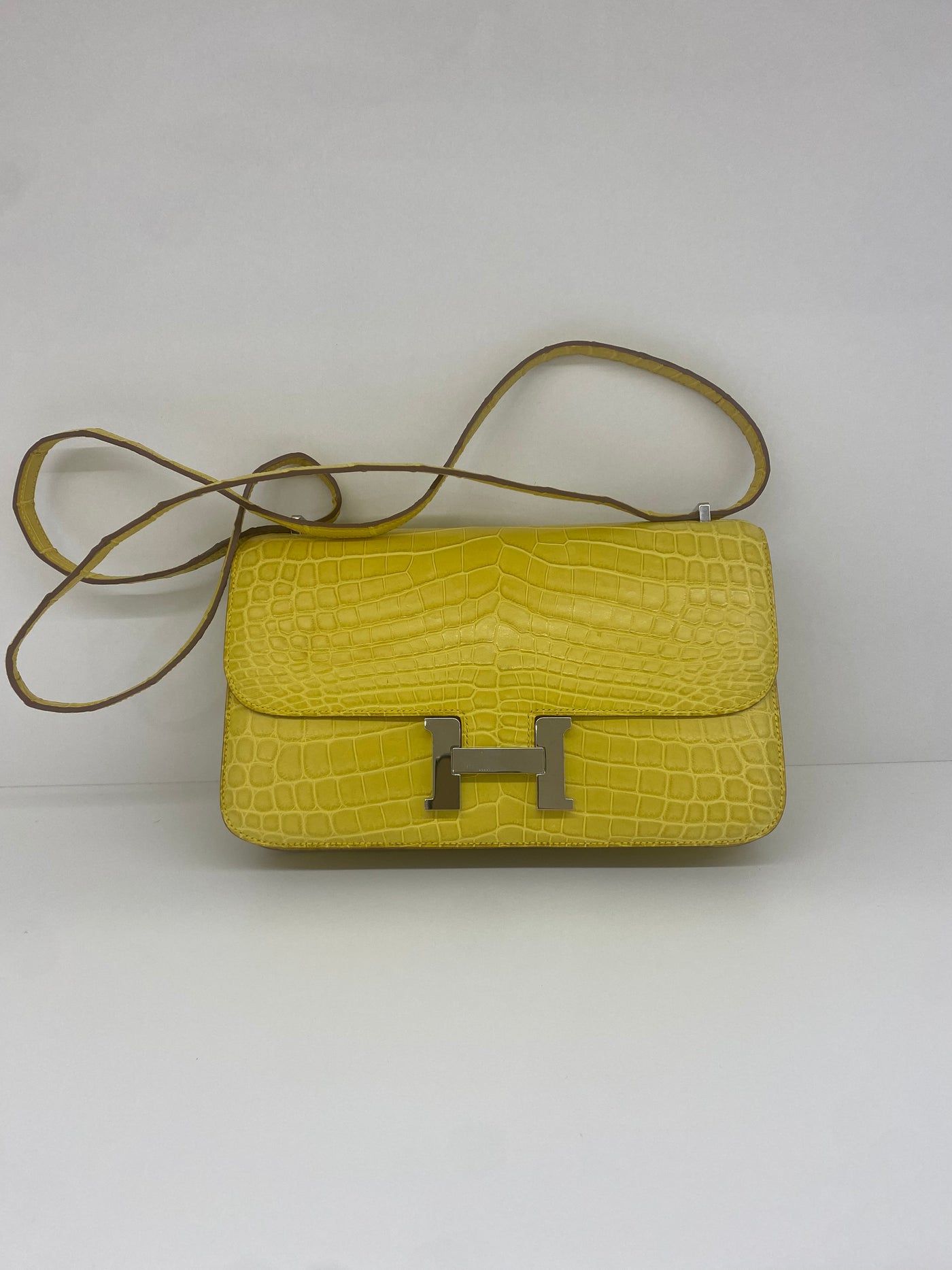 Hermes Constance To Go - Matte Alligator (mimosa) PHW 2018