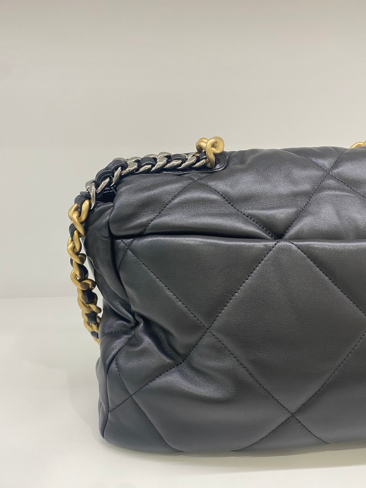 Chanel 19 Maxi Flap Black Lambskin