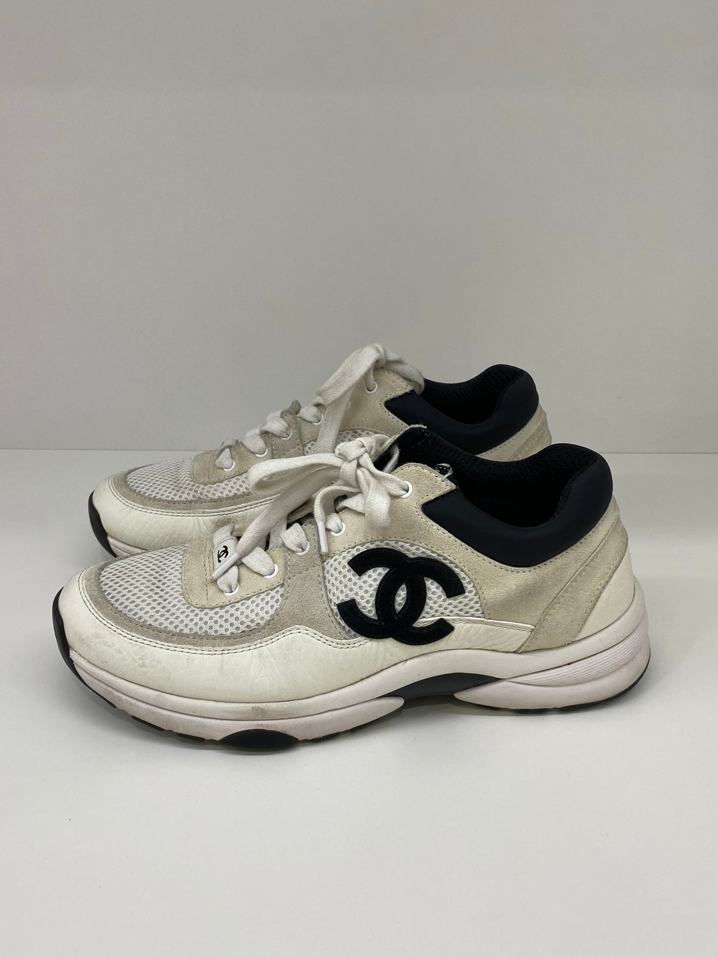 Chanel Sneakers Black/White Size 38