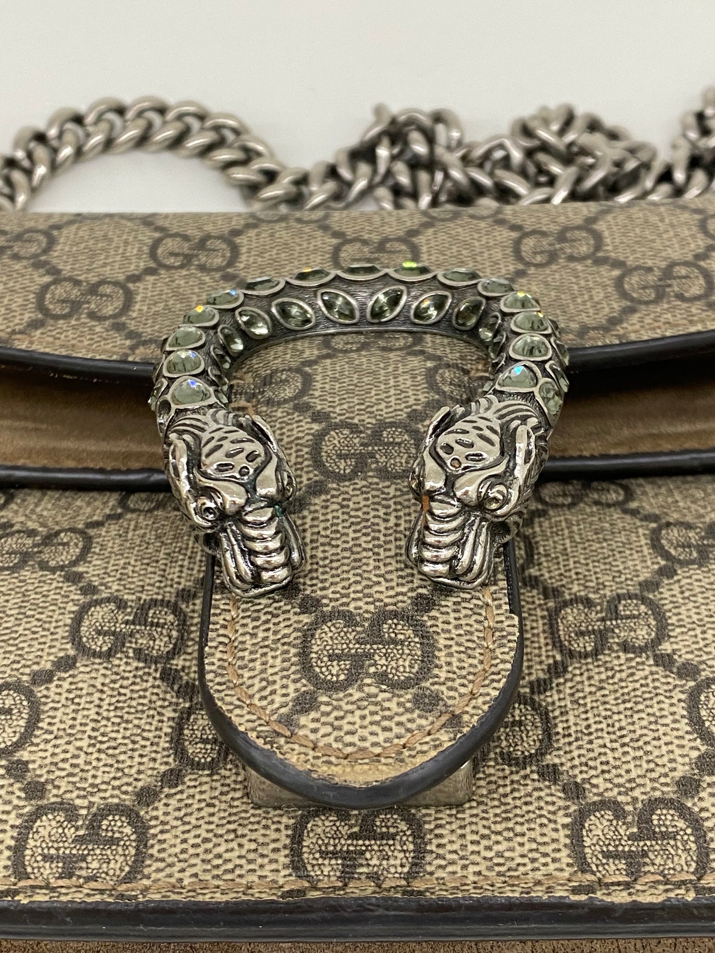 Gucci Dionysus Medium Shoulder Bag