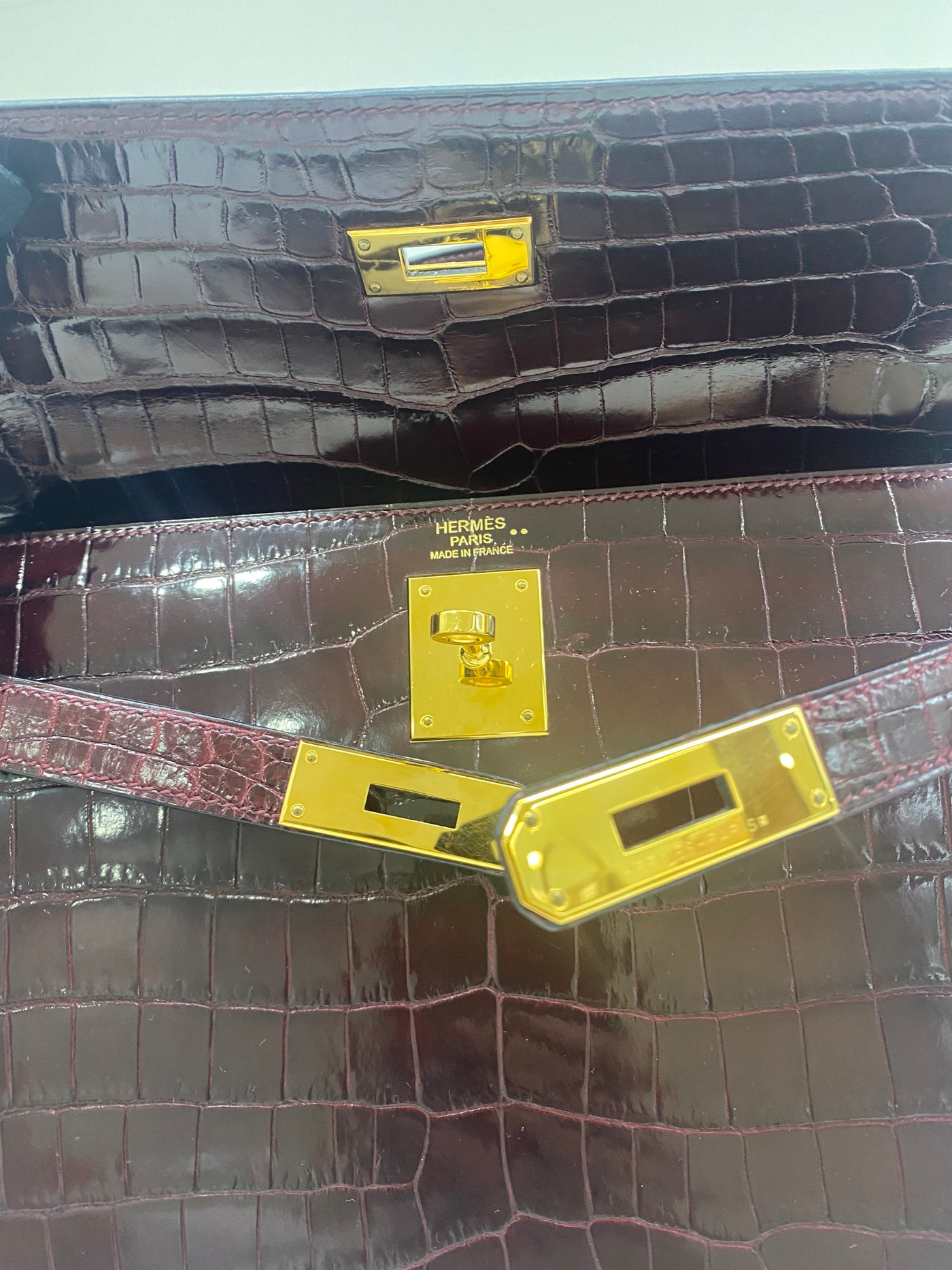 Hermes Kelly 32 - Shiny Alligator Bordeaux GHW 2014