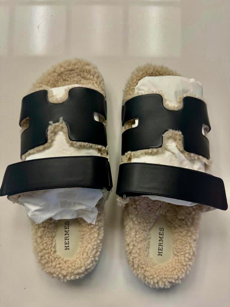 Hermes Chypre Black/Shearling Size 42 (OE)