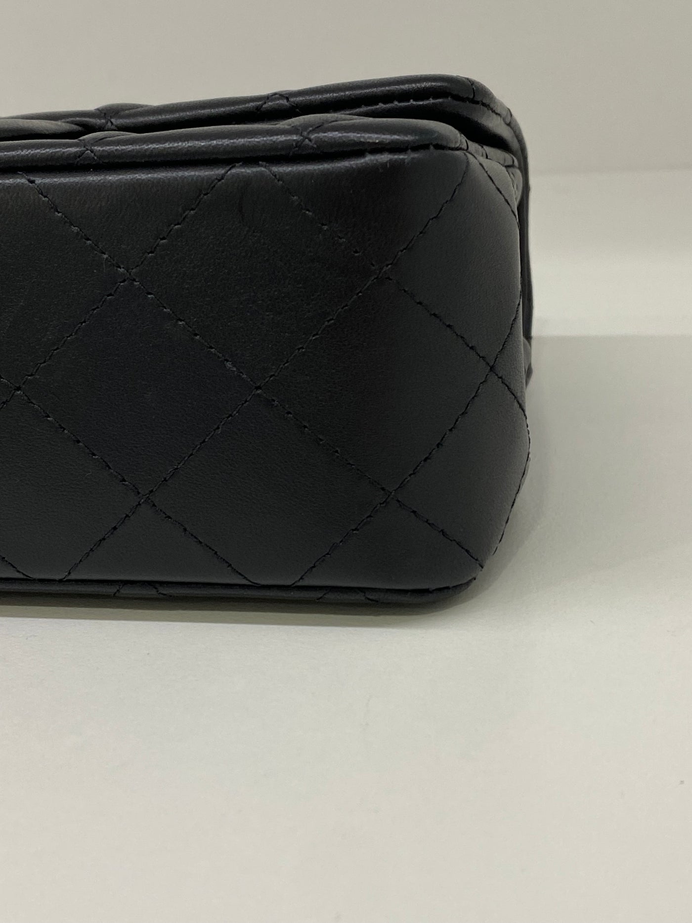 Chanel Mini Classic Bag Lambskin SGHW (microchip)
