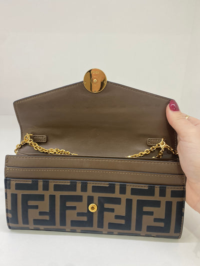 Fendi Continental With Chain