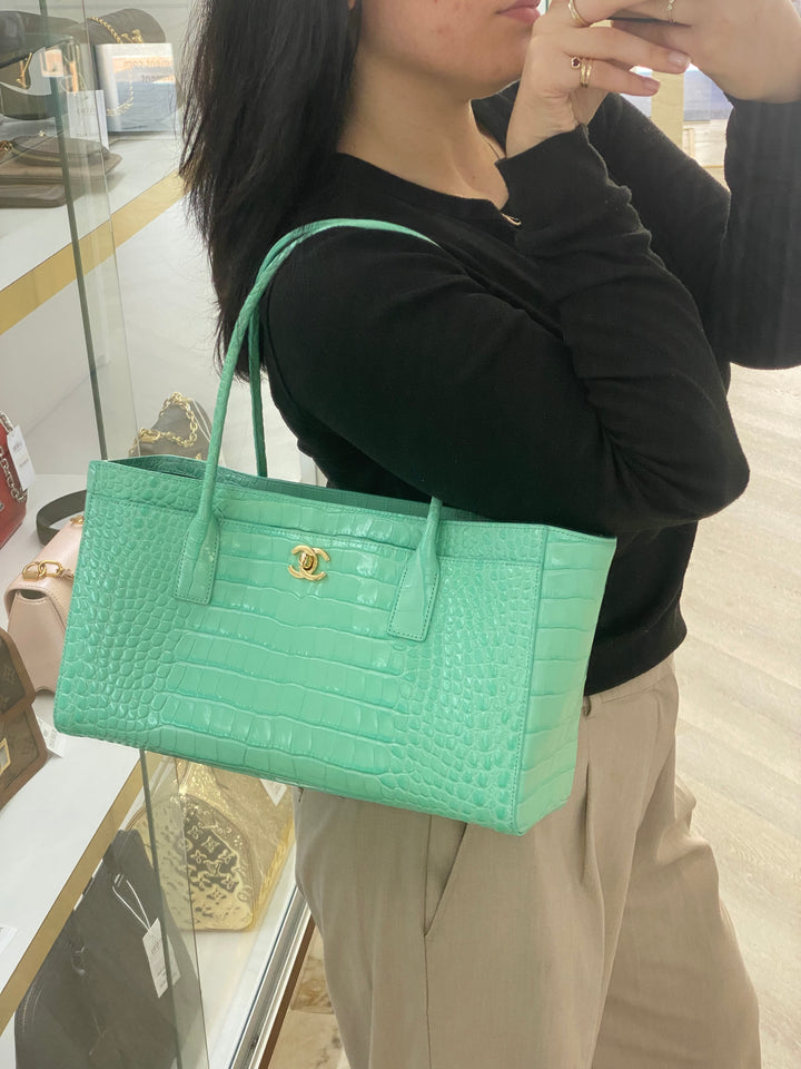 Chanel Small Shopping Bag Green Croc Embossed – PH Luxury Consignment