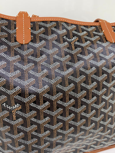 Goyard Anjou PM Black and Tan