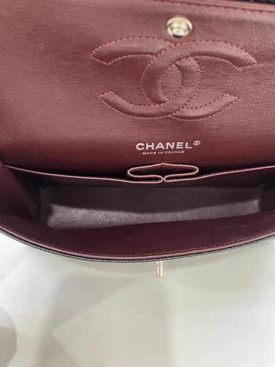 Chanel Classic Flap Medium Black Caviar SHW