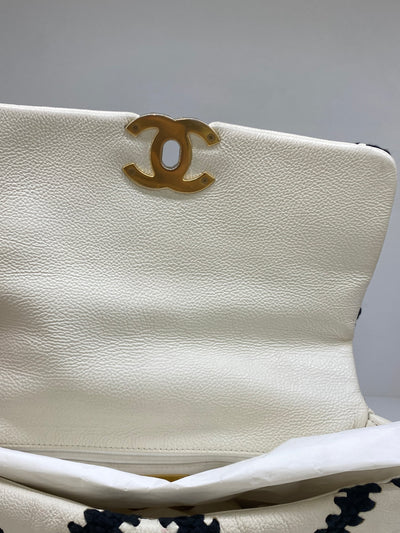 Chanel 19 Bag Small White/Black