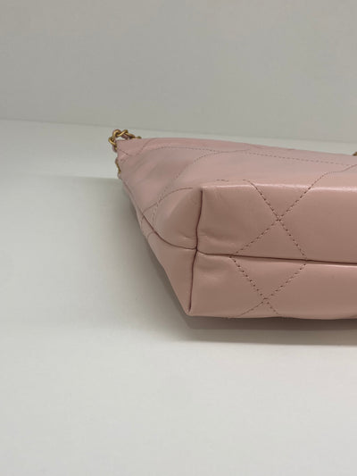 Chanel 22 pony-style calfskin handbag Chanel Pink in Pony-style calfskin -  35598178