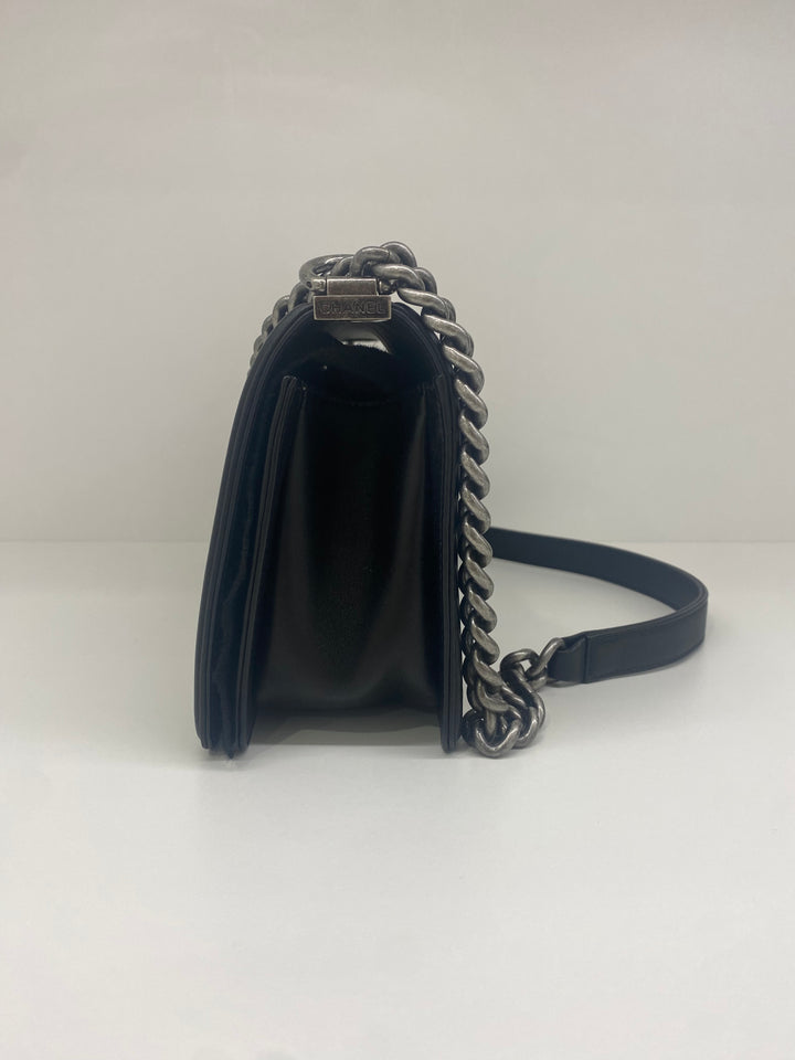 Chanel Boy Bag Medium Black RHW 23 series – PH Luxury
