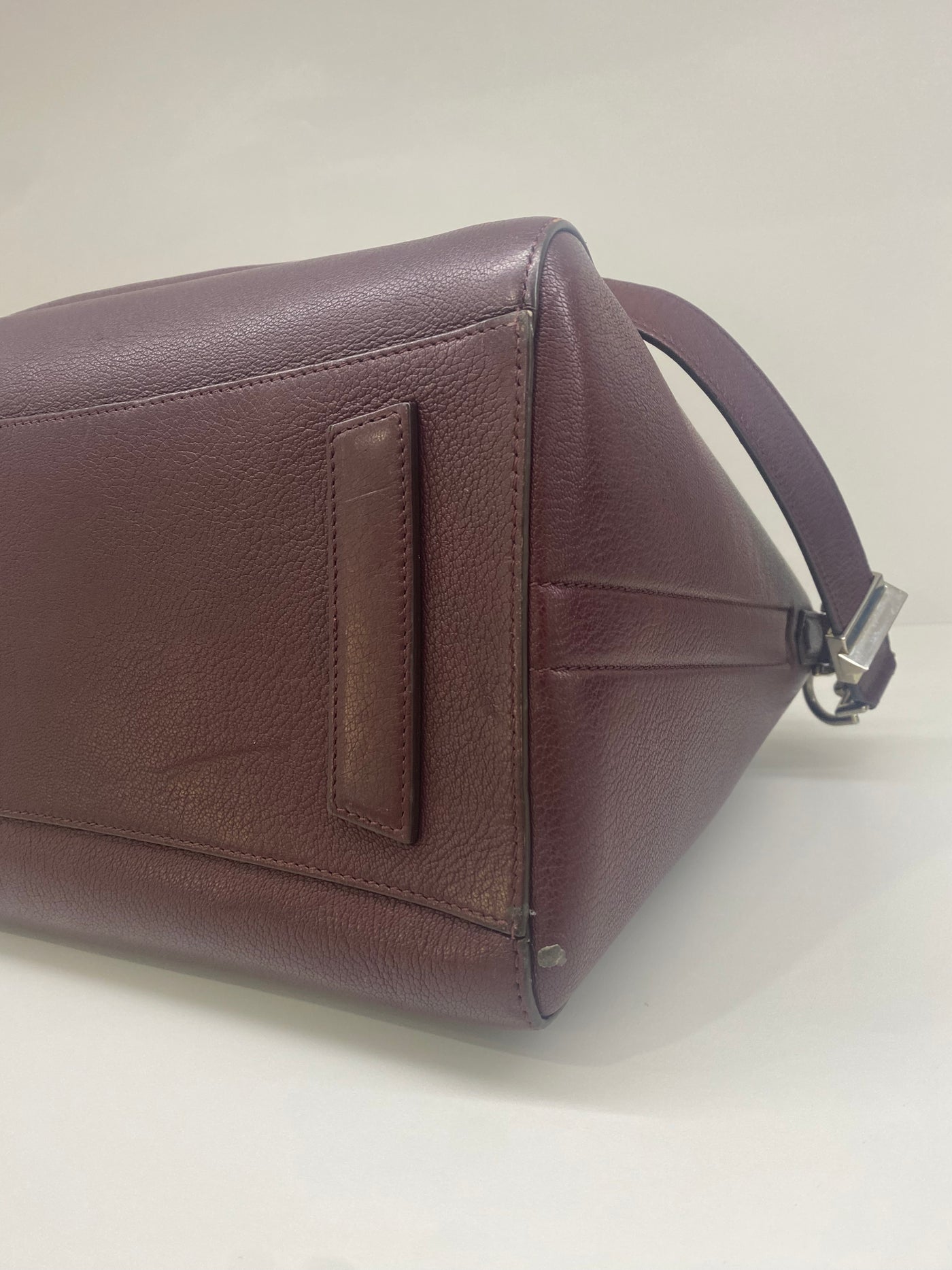 Givenchy Antigona Dark Red Medium