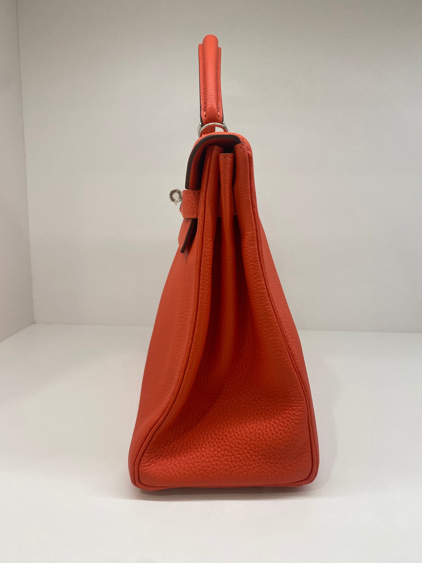 Hermes Kelly 32 Togo - Capucine PHW