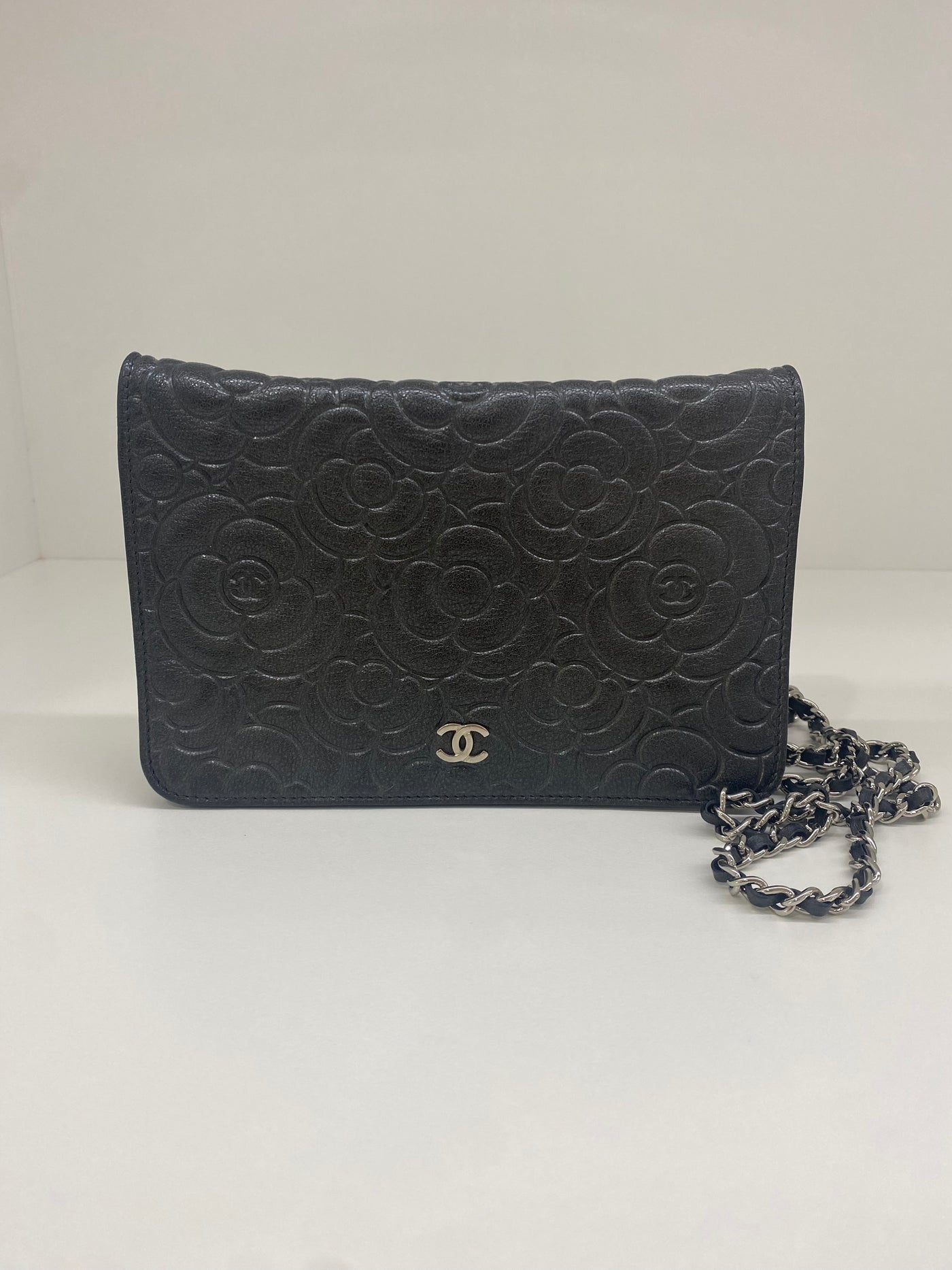 Chanel Wallet on Chain WOC - dark grey camelia SHW