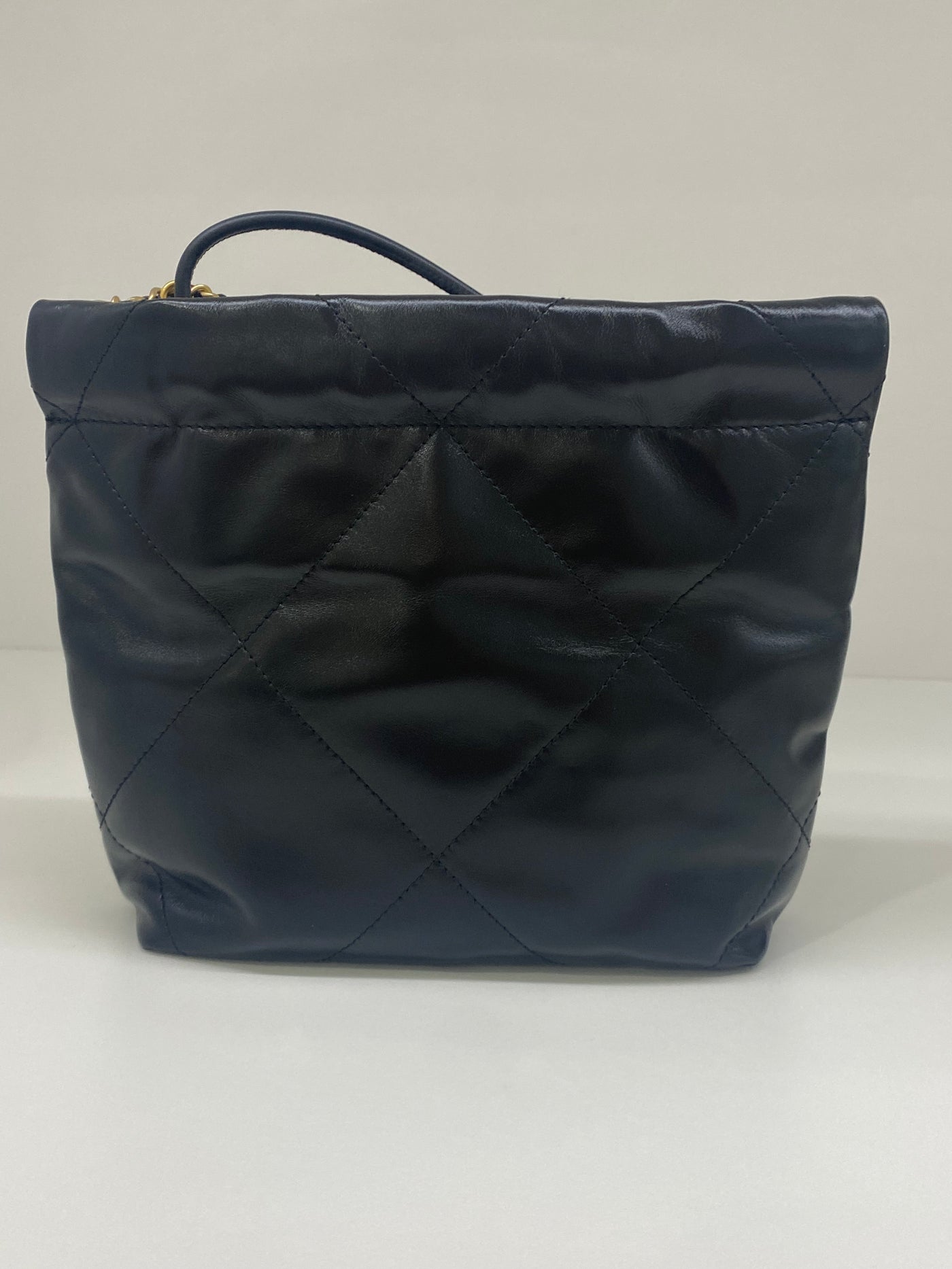 Chanel 22 Bag Mini - Black GHW