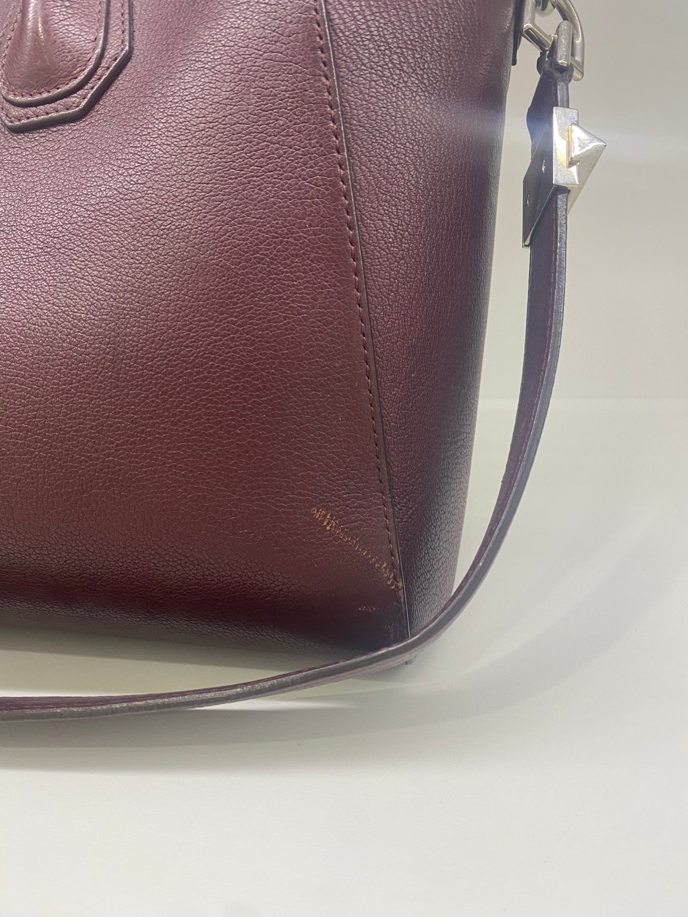 Givenchy Antigona Dark Red Medium