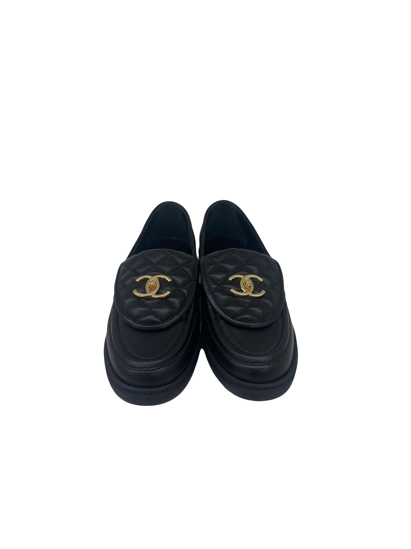 Chanel CC turnlock Loafers 38