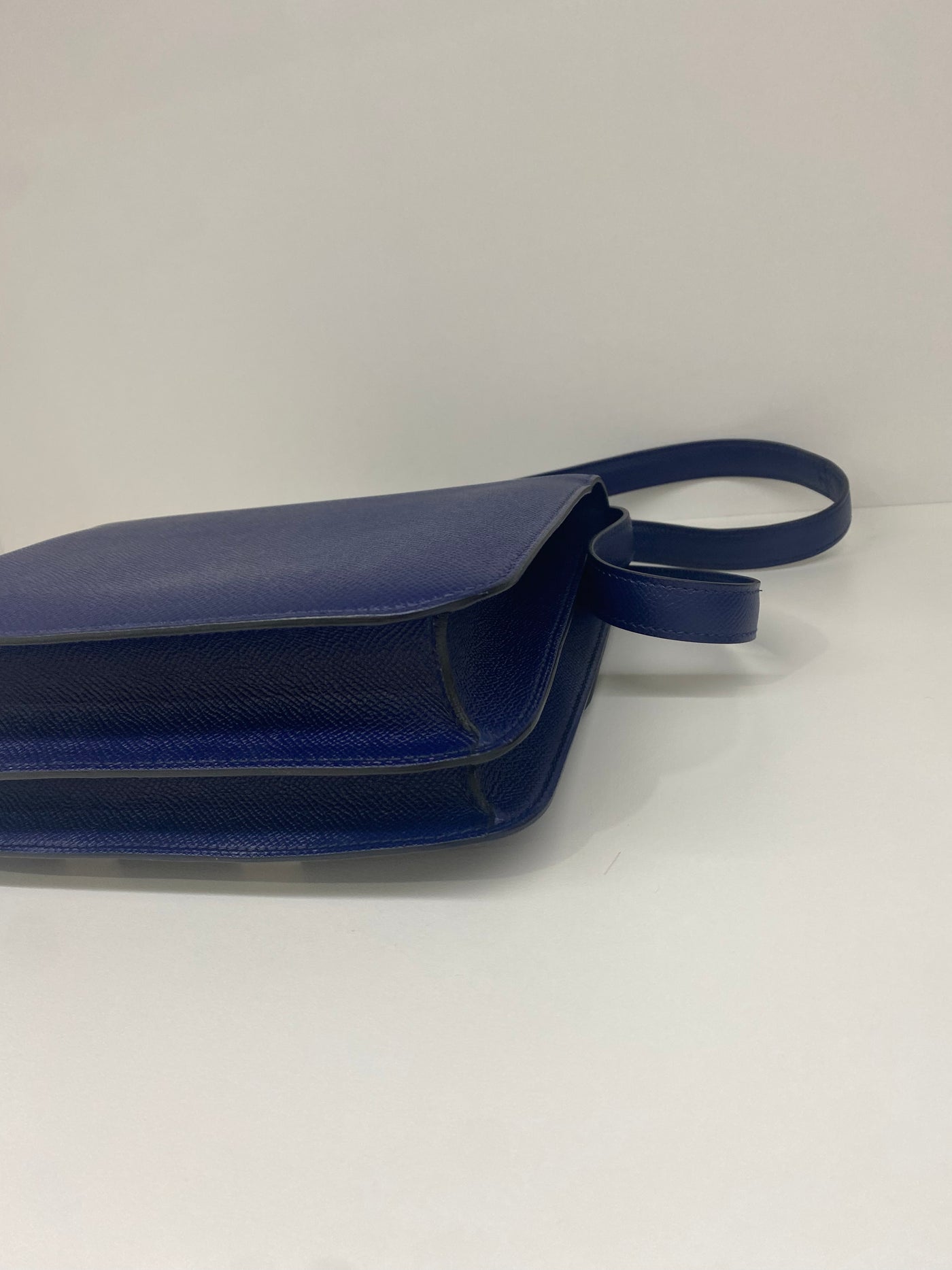 Hermes Constance 24
