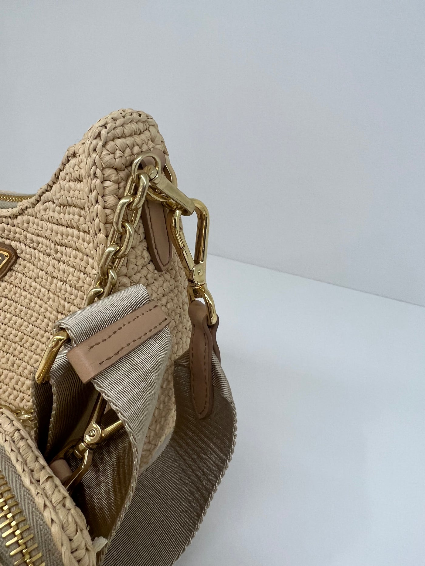 Prada Re-edition Raffia