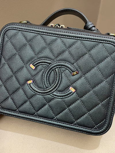 Chanel Filigree Vanity Case Iridescent Turquoise (OE)