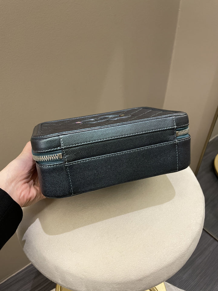 Chanel Filigree Vanity Case Iridescent Turquoise (OE)