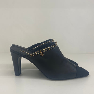 Chanel Black Pumps - Size 38C