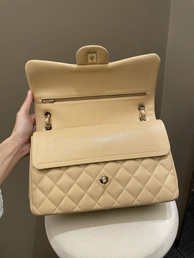 Chanel Classic  Jumbo Flap Beige Caviar GHW (OE)