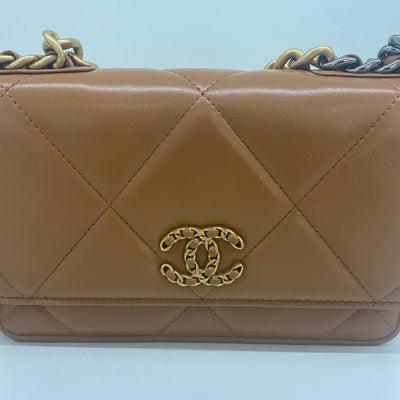 Chanel 19 WOC (Wallet on Chain) Caramel CGHW