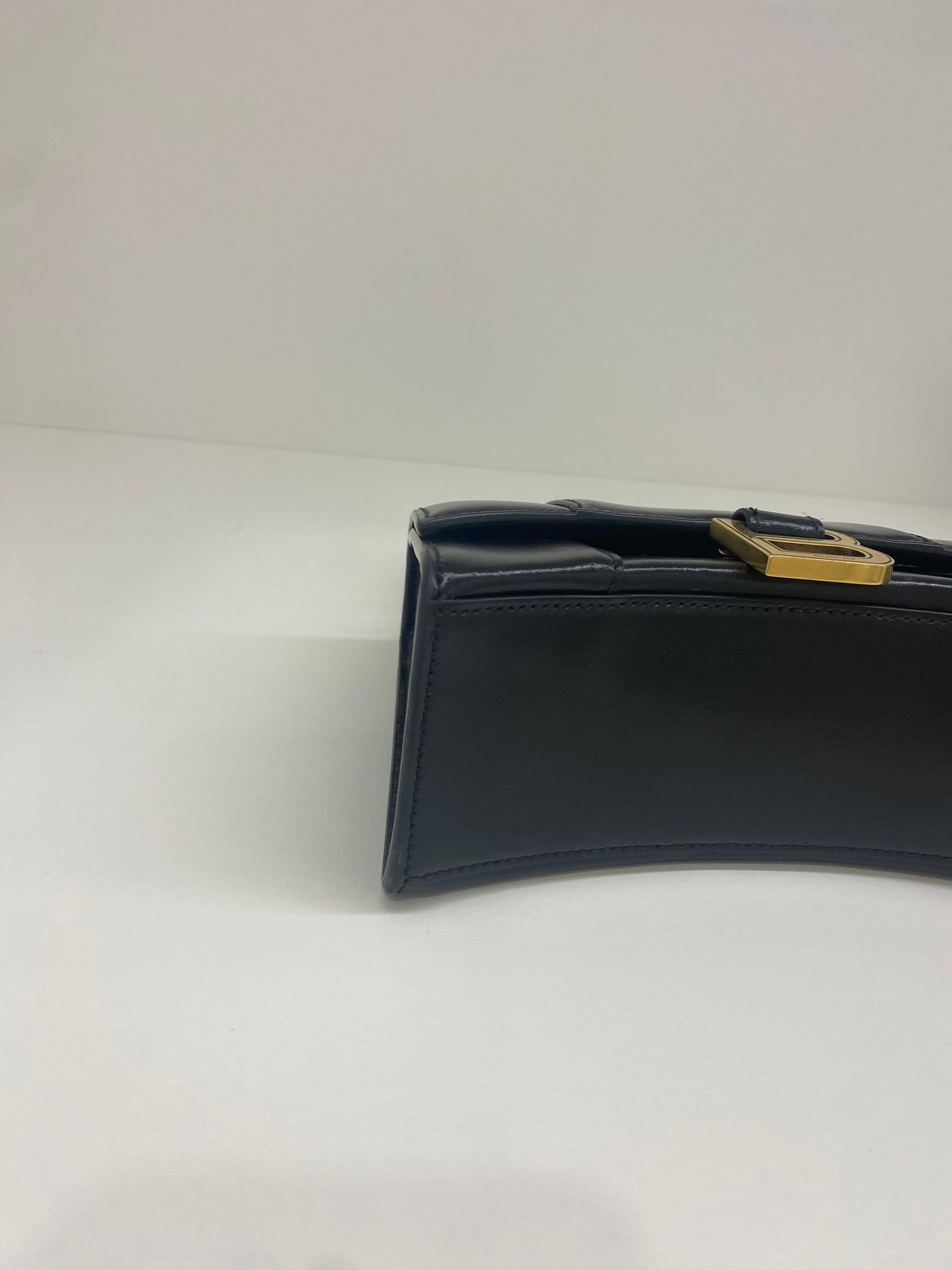 Balenciaga Hourglass Medium - Black