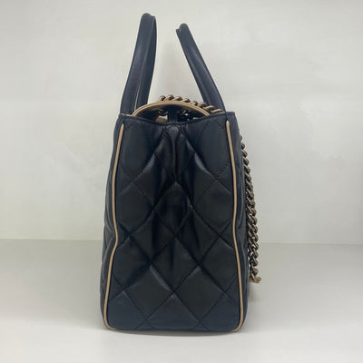 Chanel Large Tote Black (OE)