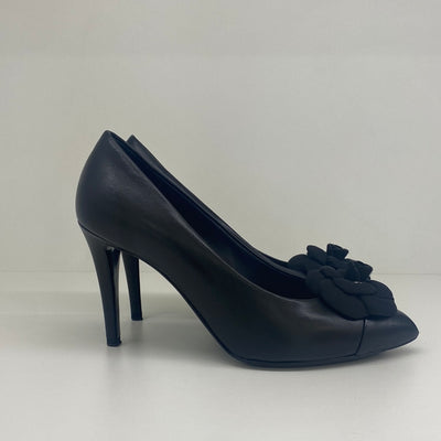 Chanel Black Pumps - Size 38.5C