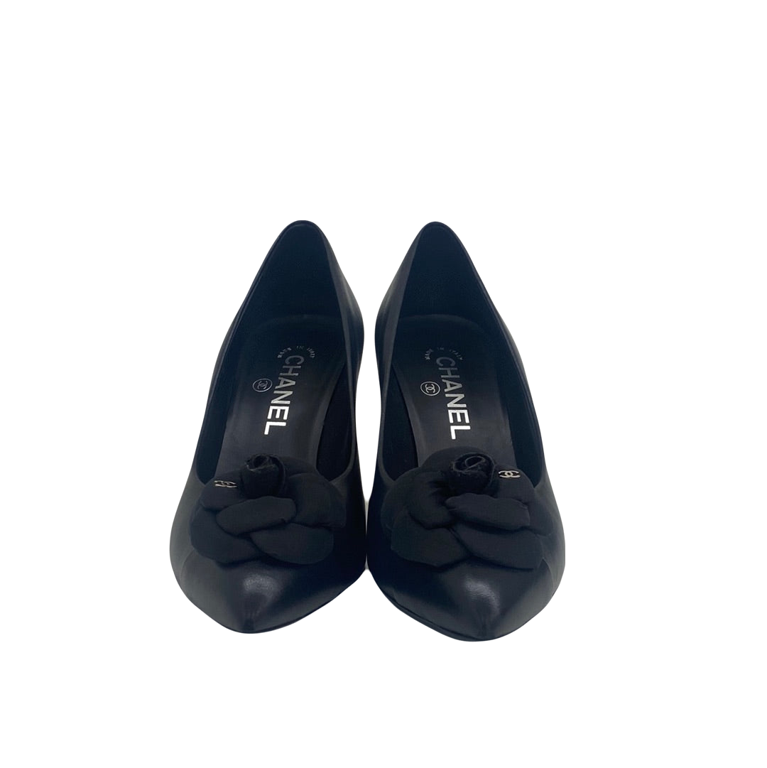 Chanel Black Pumps - Size 38.5C