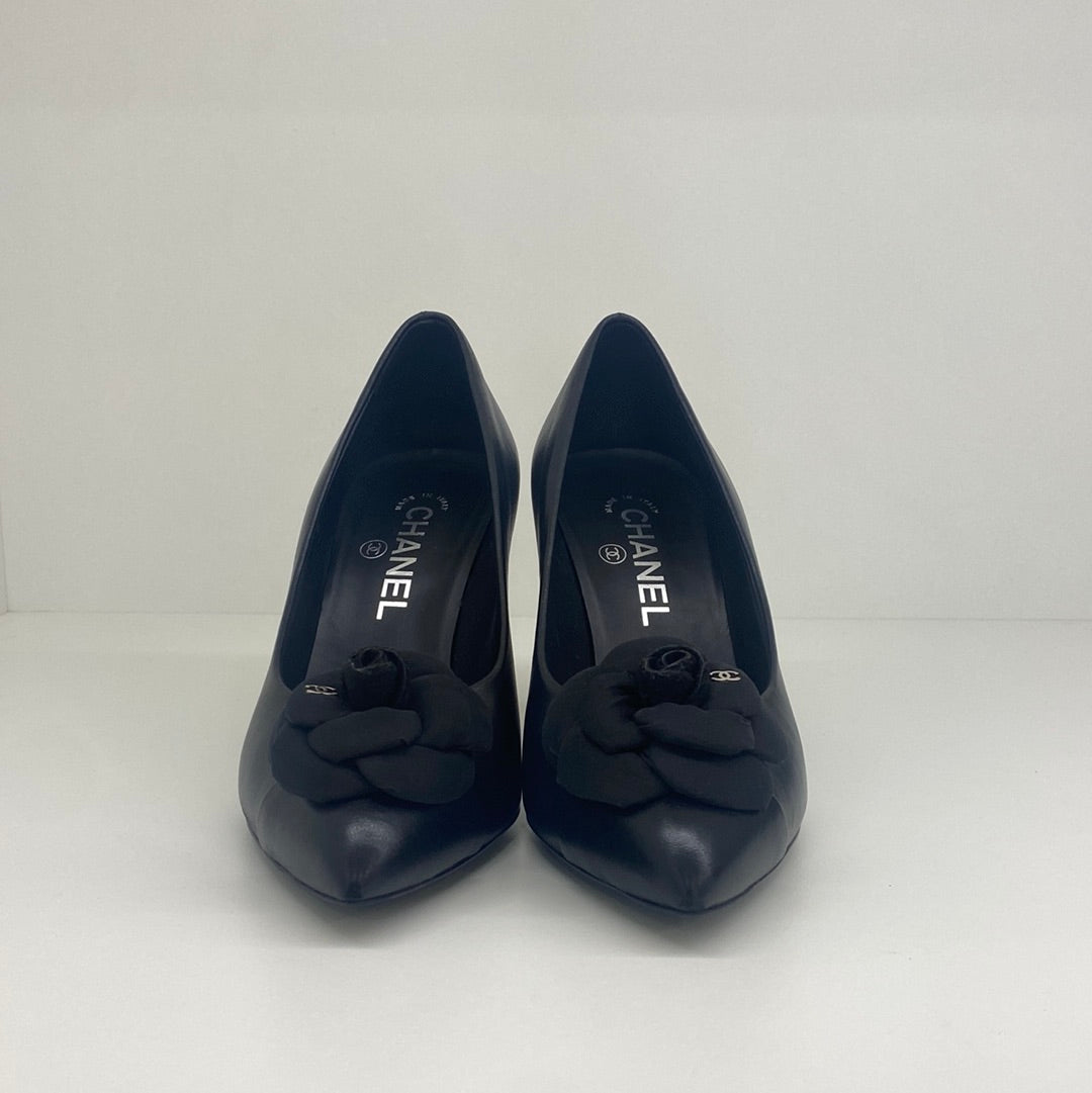 Chanel Black Pumps - Size 38.5C
