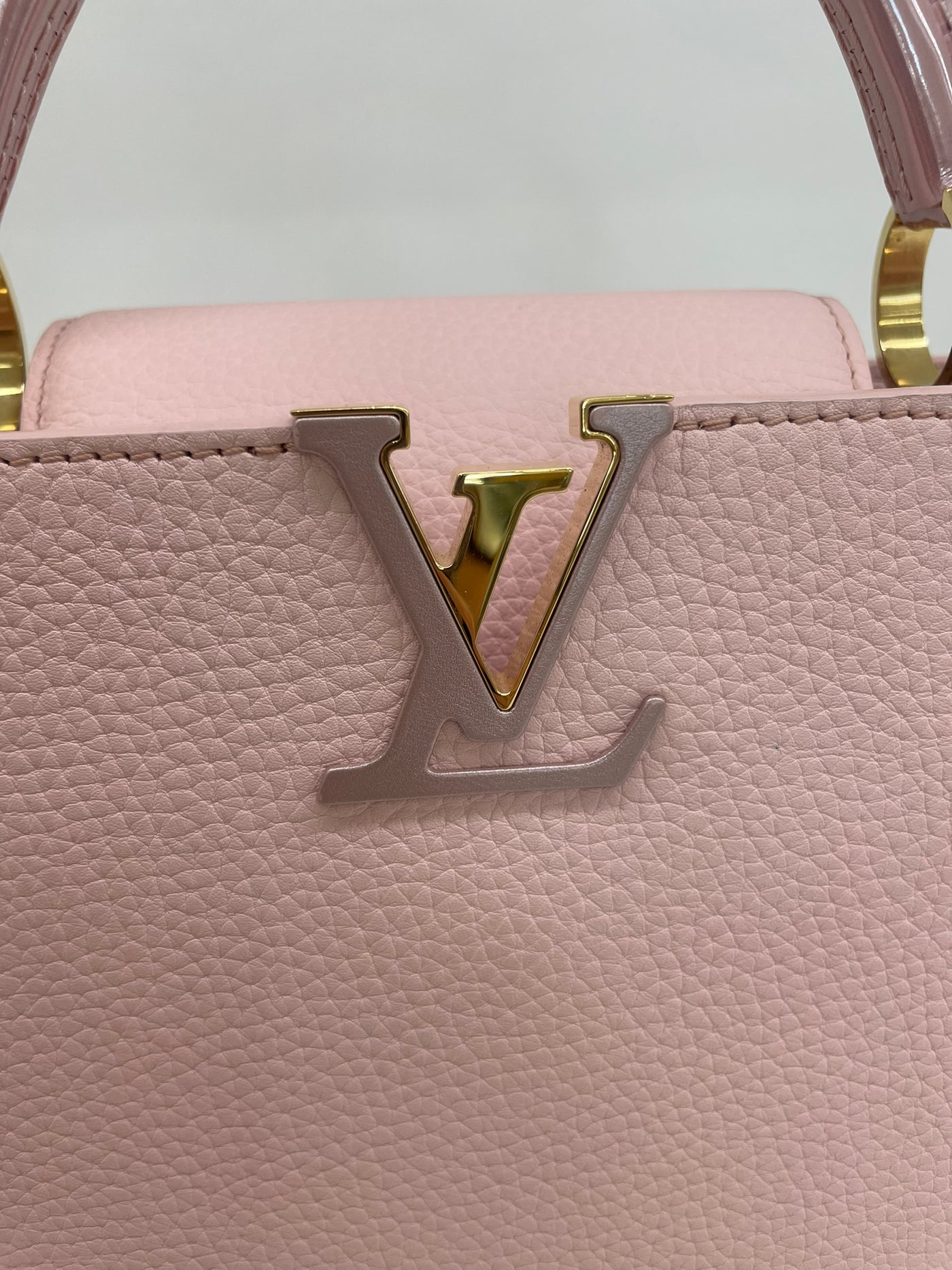Louis Vuitton Capucine BB - Baby Pink