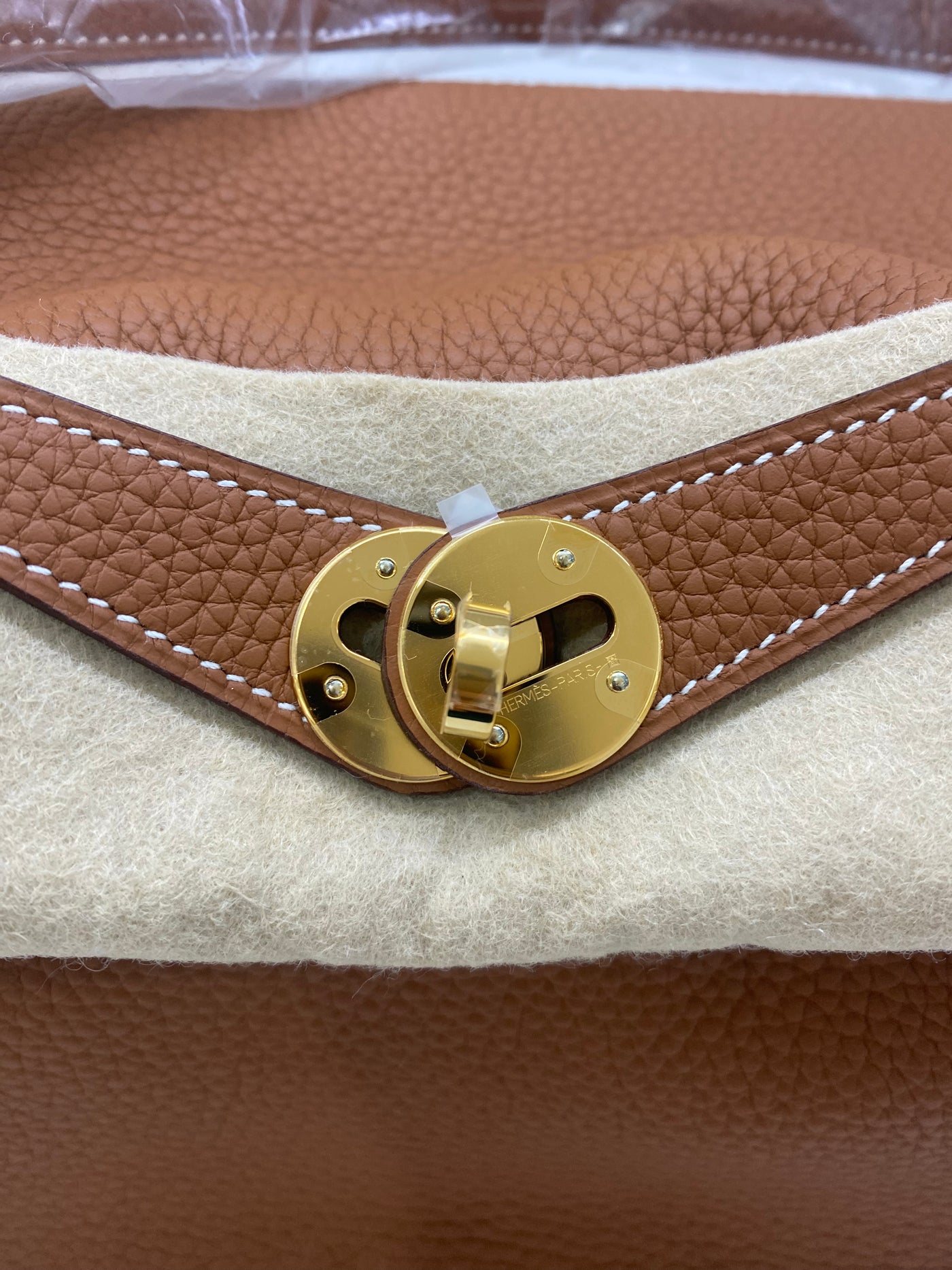 Hermes Lindy 26 Gold GHW