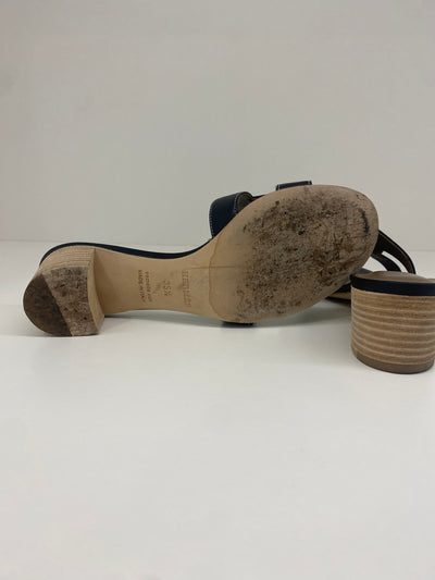 Hermes Oasis in Black - Size 35.5