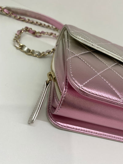 Chanel Large Like A Wallet Metallic Pink