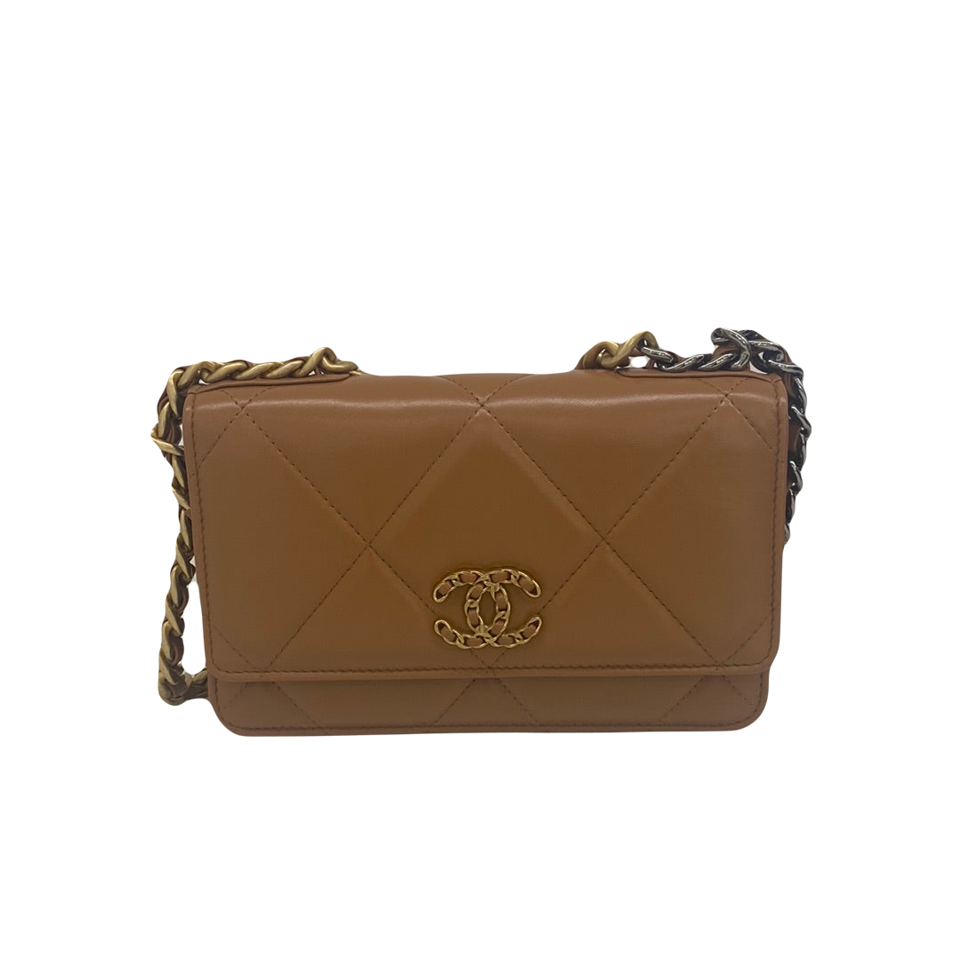Chanel 19 WOC (Wallet on Chain) Caramel CGHW