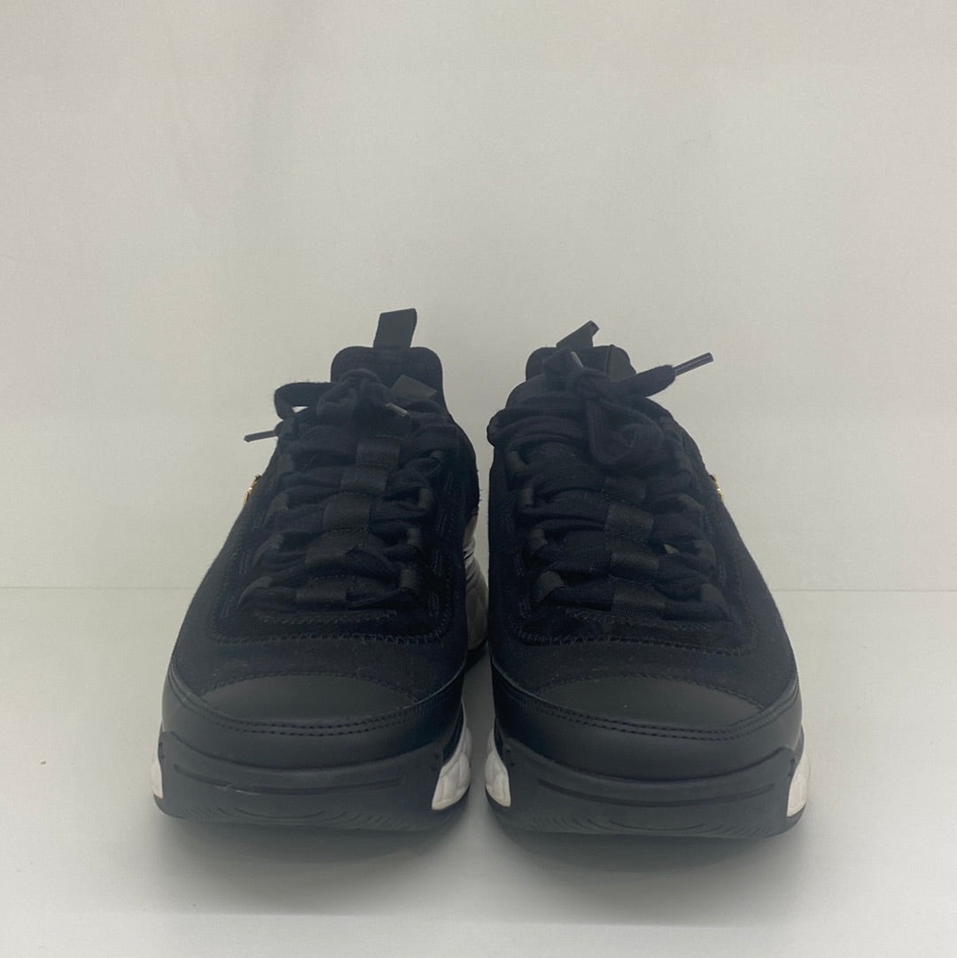 Chanel Sneakers Black & White Size 40 - SOLD
