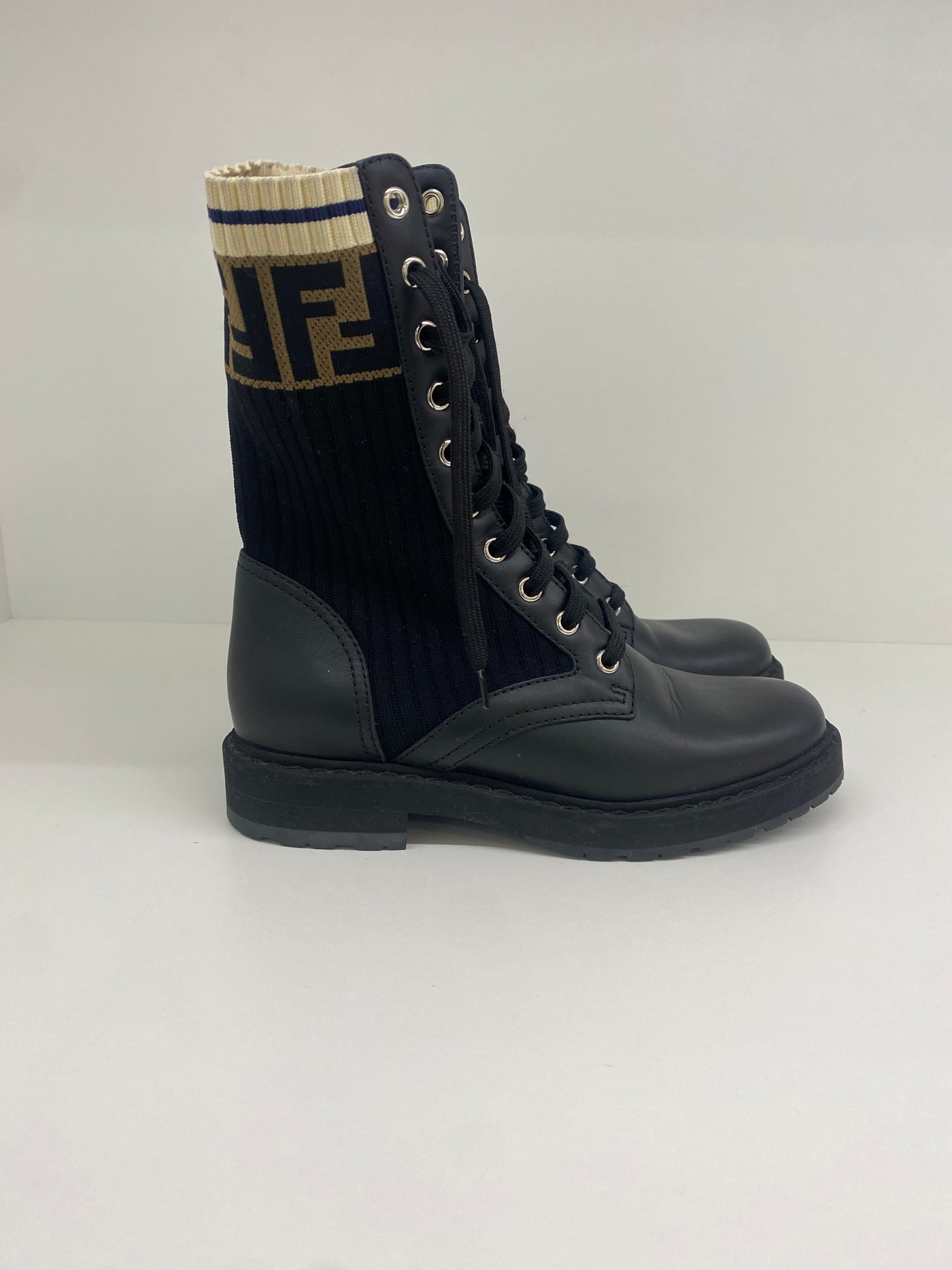 Fendi Rockono Boots 35 (OE)