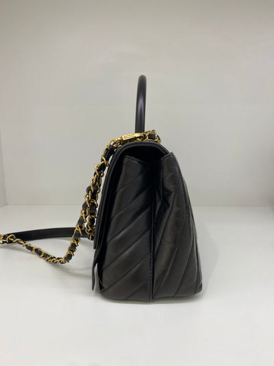 Chanel Coco Handle Black Chevron - Medium GHW