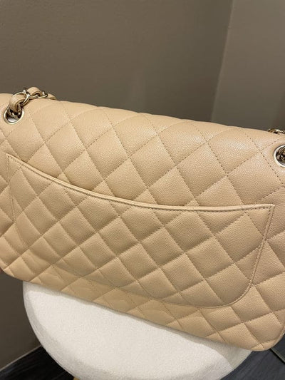 Chanel Classic  Jumbo Flap Beige Caviar GHW (OE)
